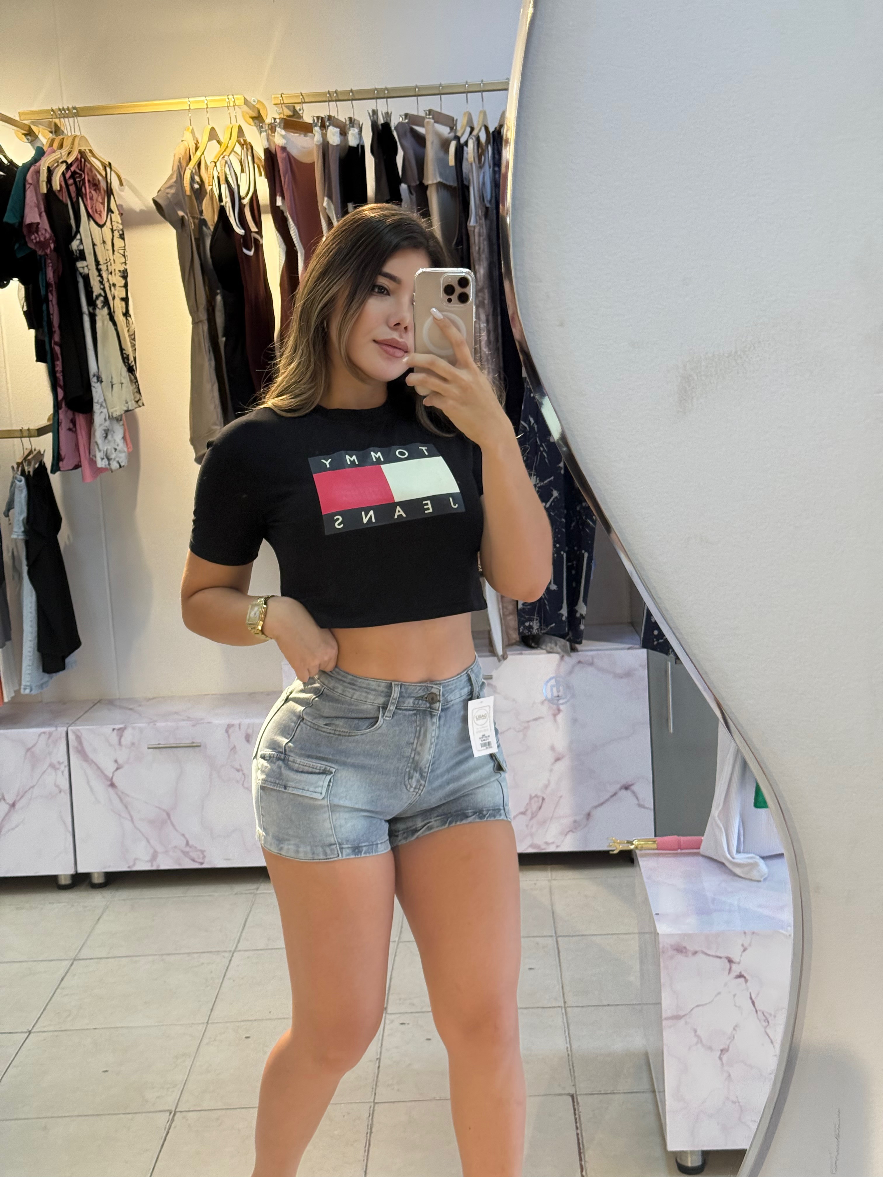 FRANELA CORTA, TOMMY